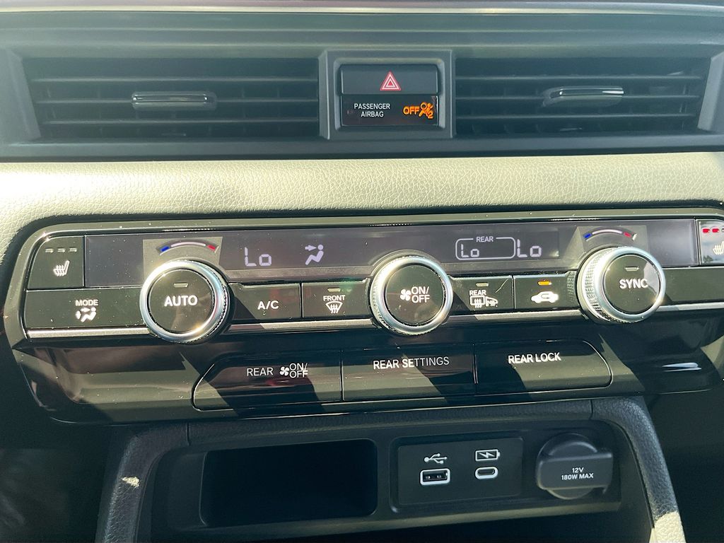 2025 Honda Pilot TrailSport - Photo 15