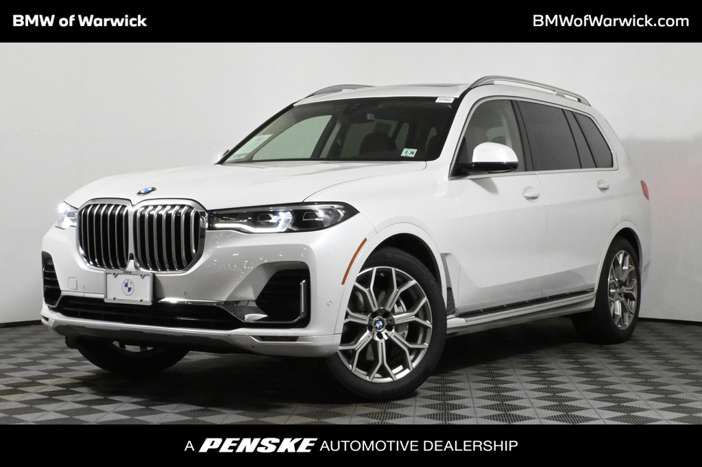 2021 BMW X7 xDrive40i Hero Image