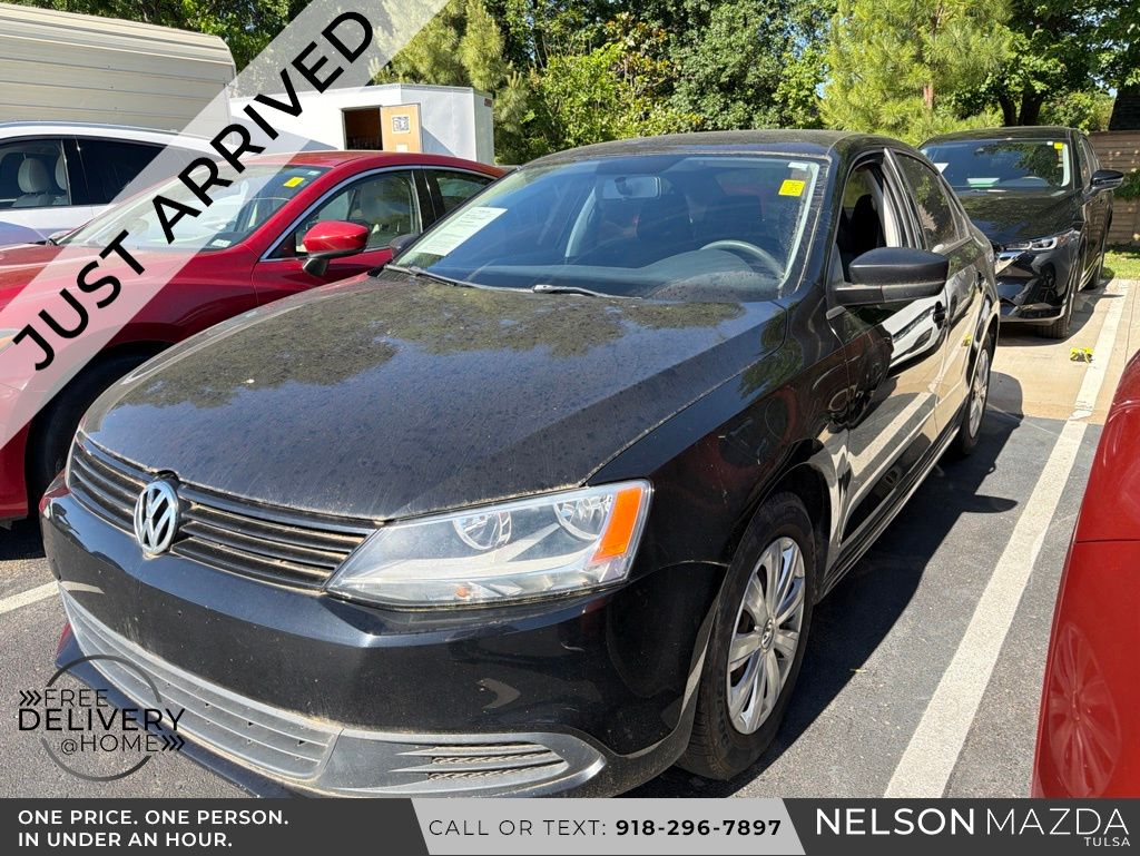 2014 Volkswagen Jetta 2.0L S Auto's photo