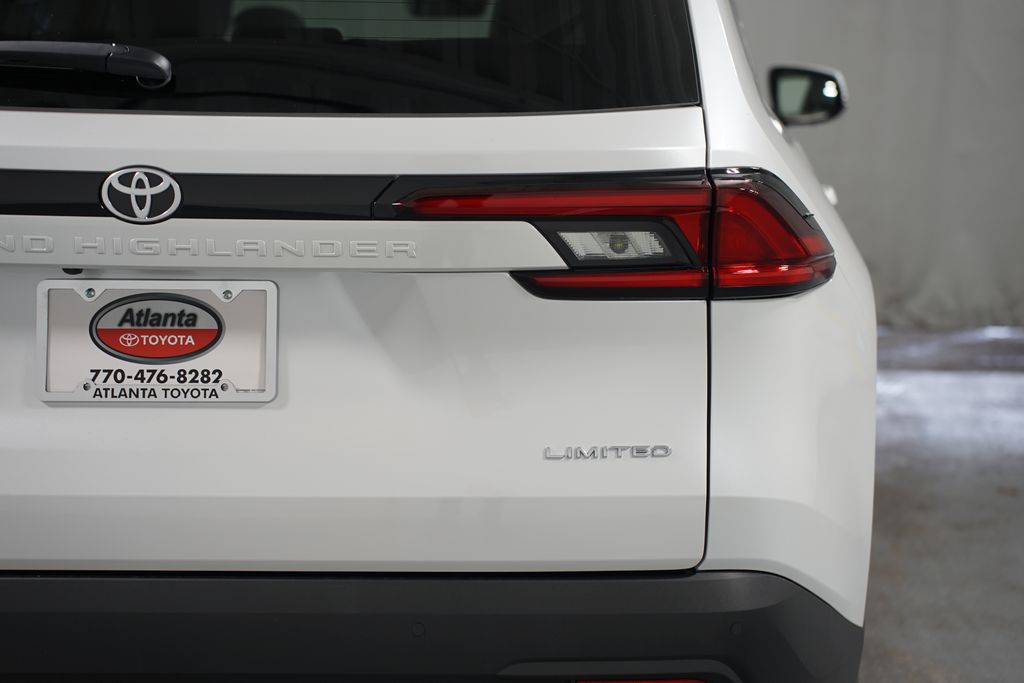 2025 Toyota Grand Highlander Limited 10