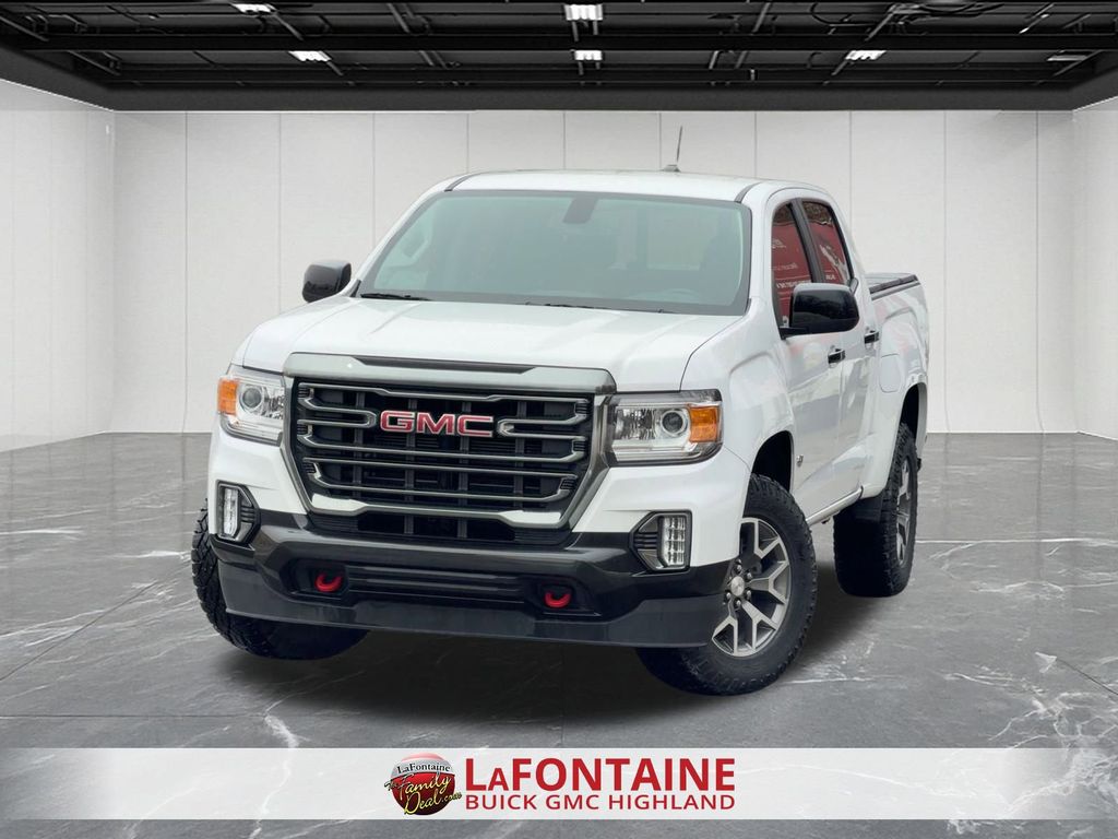 2022 GMC Canyon AT4 Crew Cab 4WD with Cloth