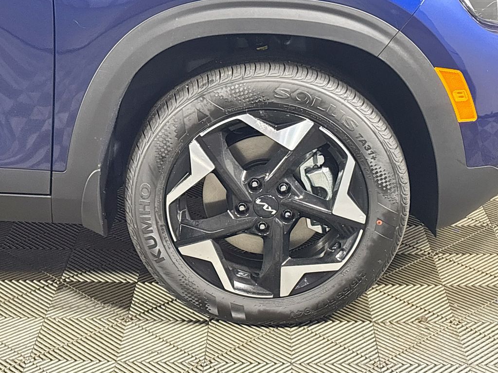 2025 Kia Seltos EX