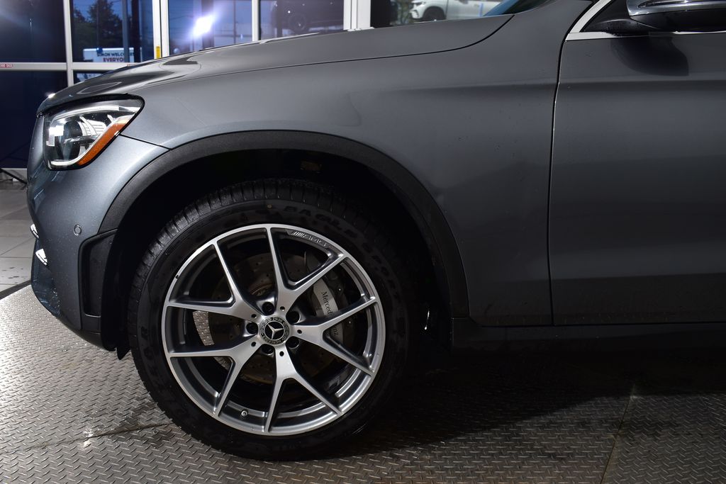 2022 Mercedes-Benz GLC 300 9