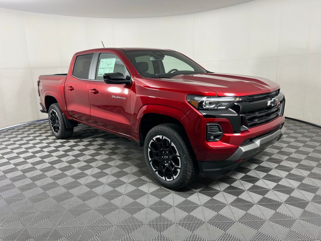 Thumbnail: 2026 Chevrolet Colorado - 6