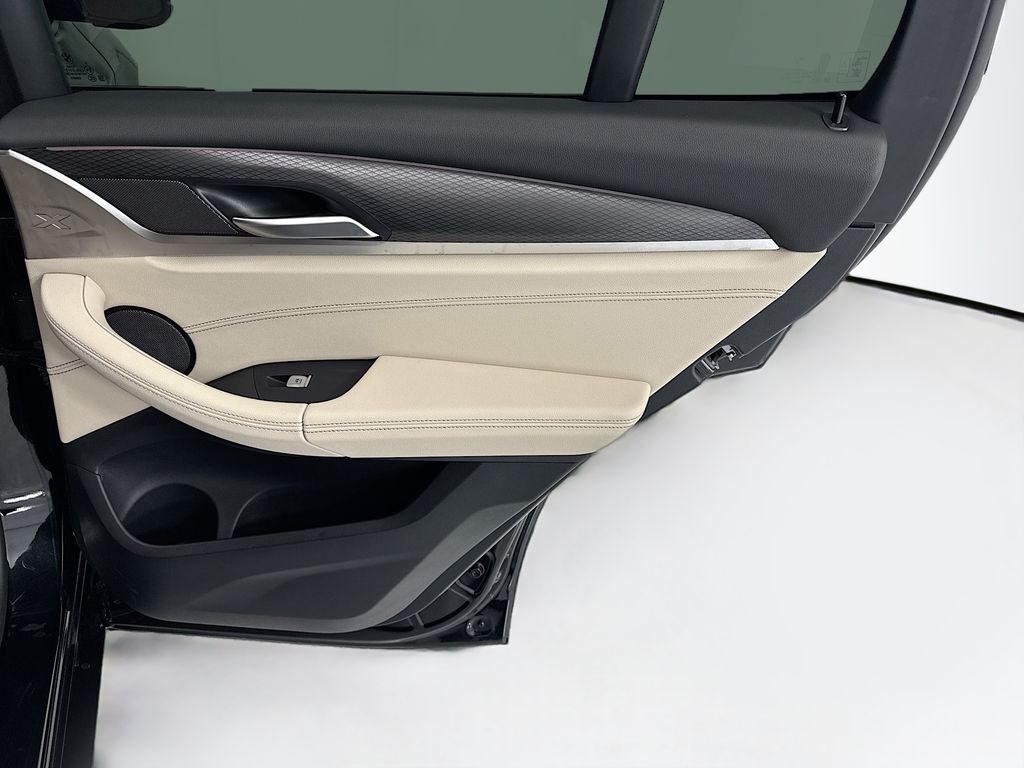 Thumbnail: 2024 BMW X3 - 26