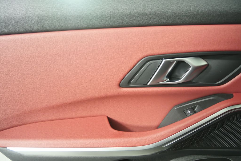 Thumbnail: 2025 BMW 3 Series - 14