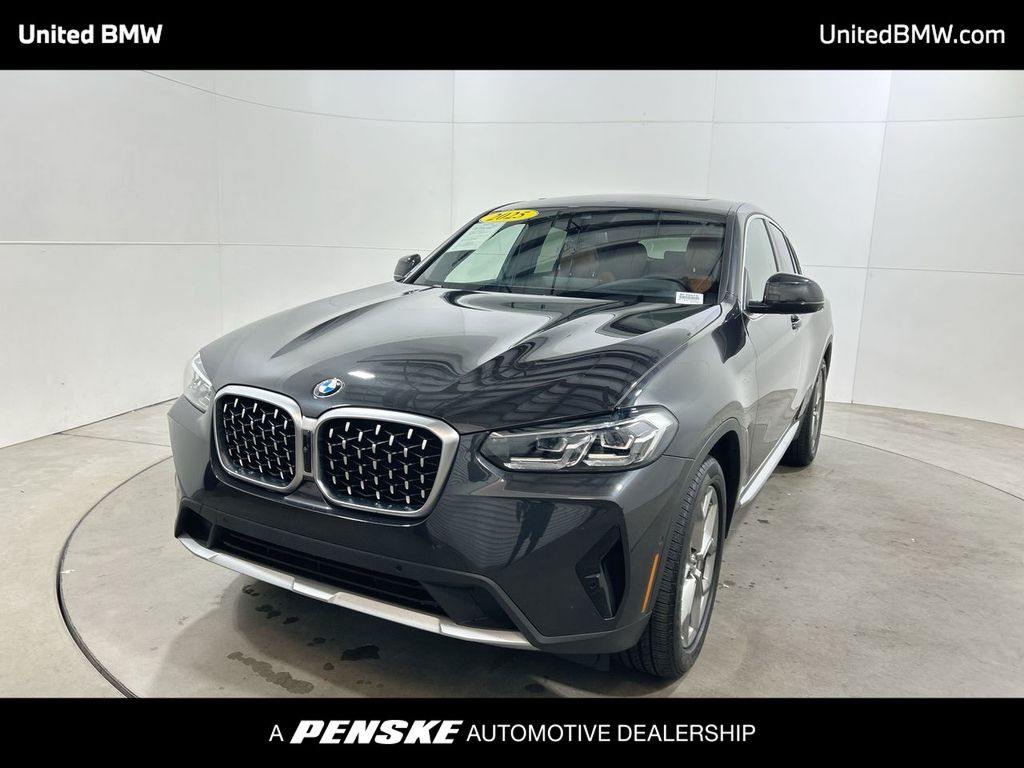Thumbnail: 2025 BMW X4 - 1