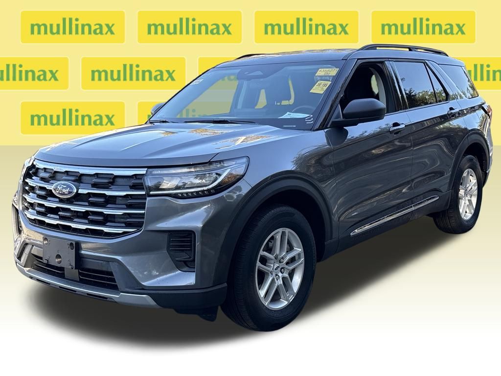 Certified Used 2025 Gray Ford Active image 22
