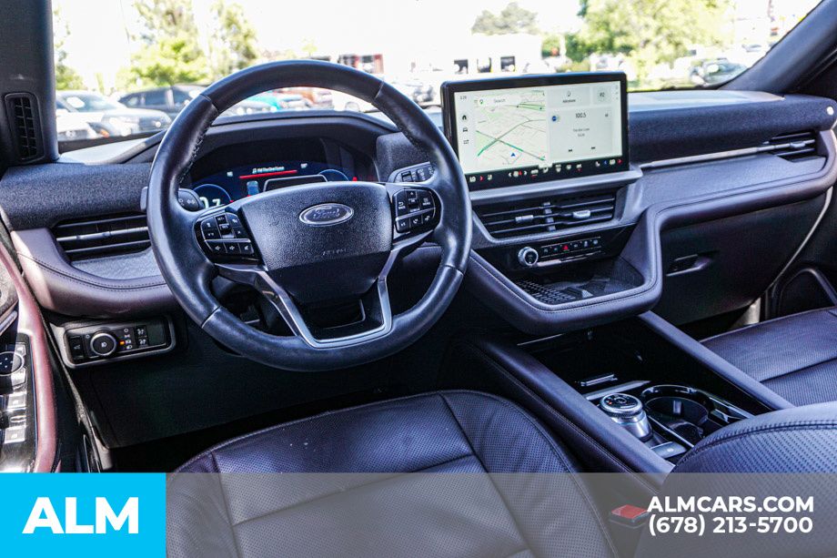 Used 2025 White Ford Platinum image 29
