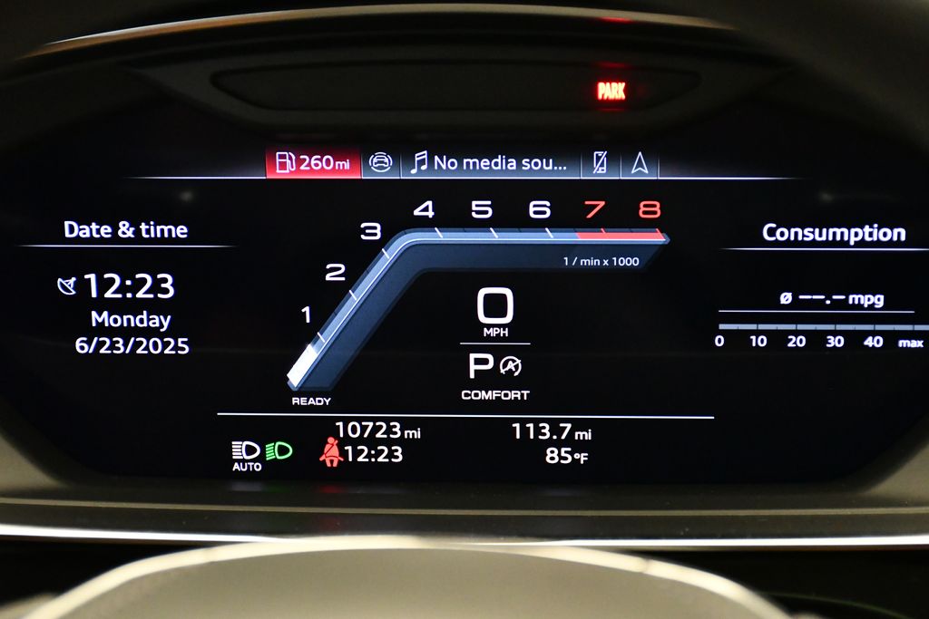 Thumbnail: 2024 Audi A8 - 26