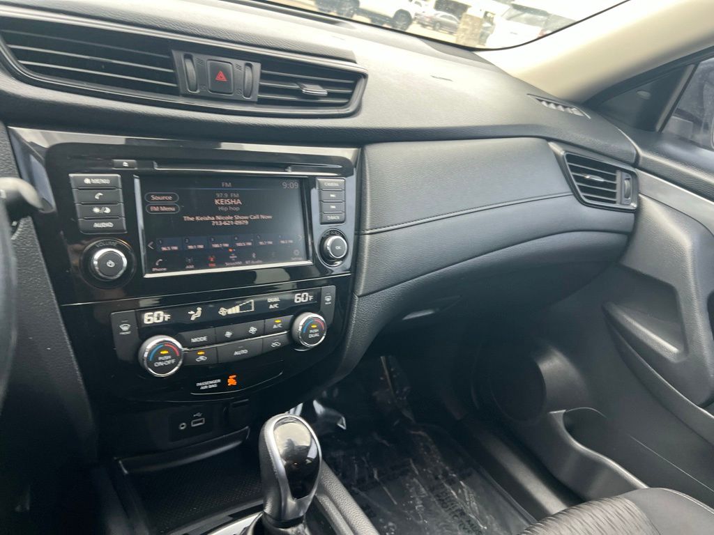 2020 Nissan Rogue SV Gray at Community Honda