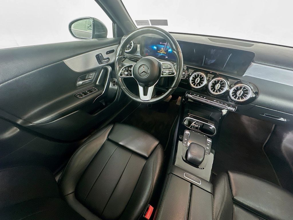 Used 2021 Gray Mercedes-Benz A 220 image 9