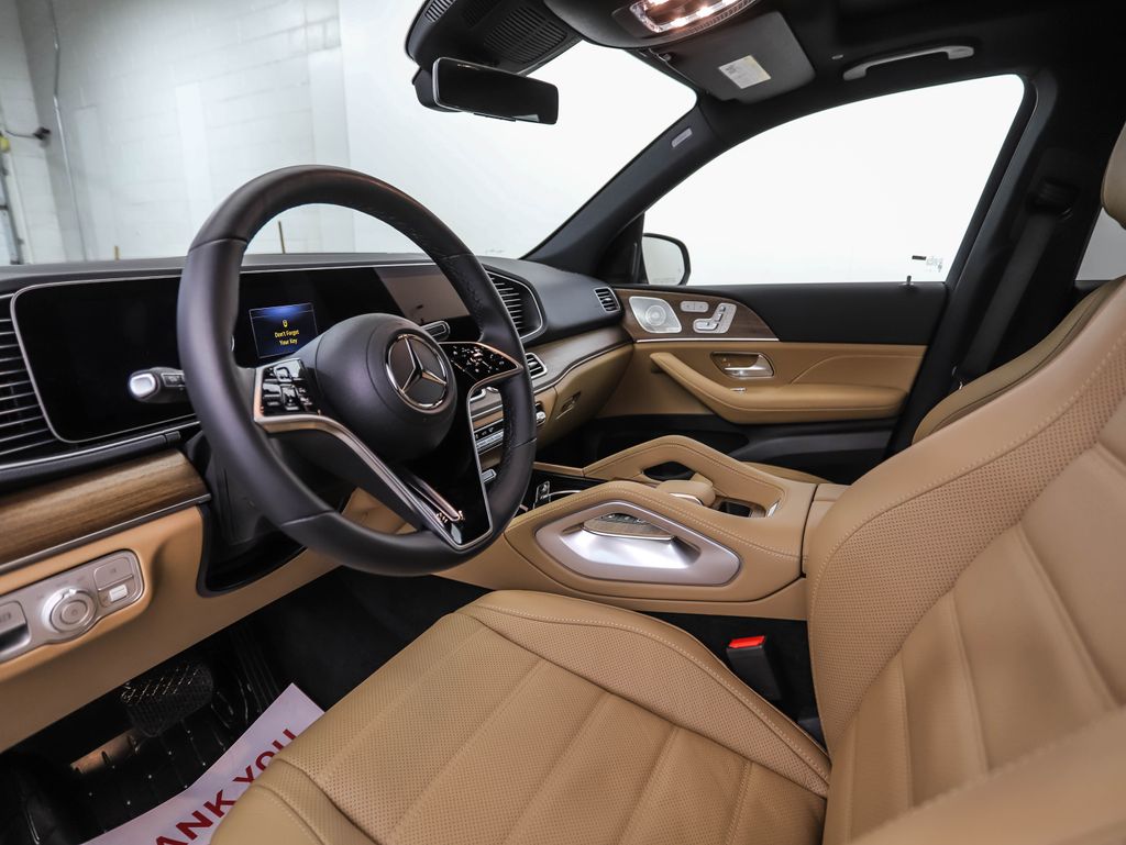 Thumbnail: 2026 Mercedes-Benz GLE - 10