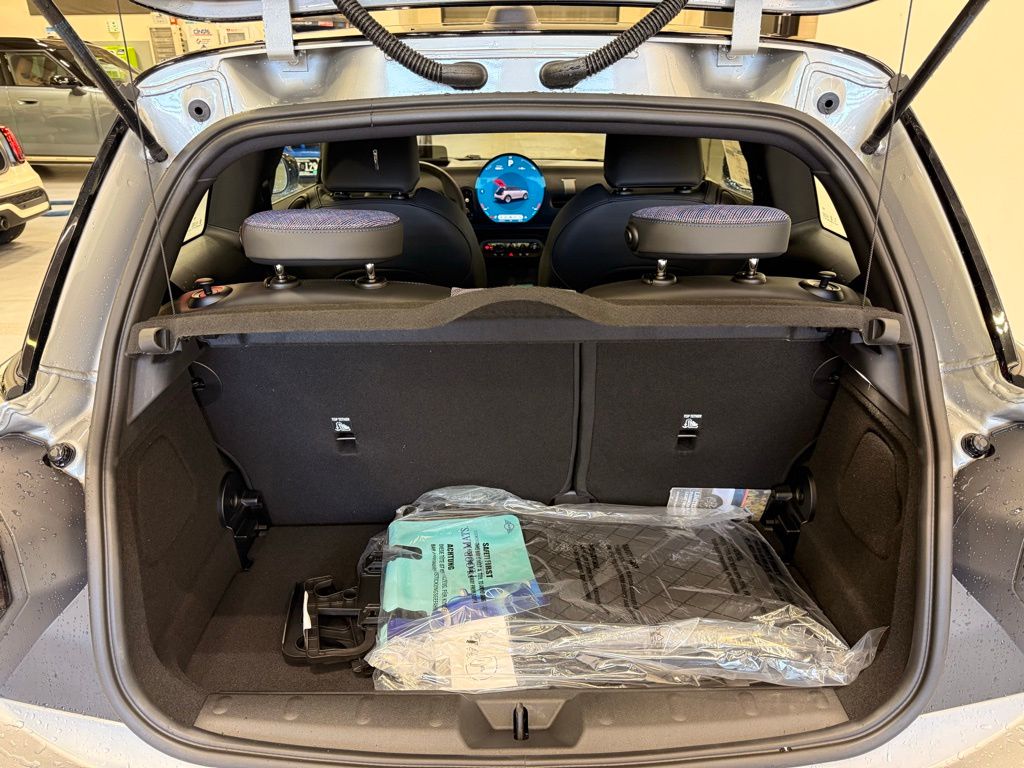 Thumbnail: 2026 MINI Cooper - 20