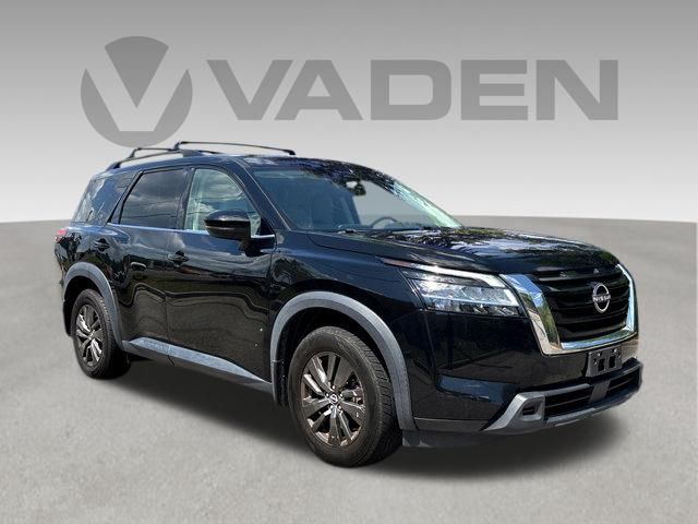 2022 Nissan Pathfinder SV 4WD