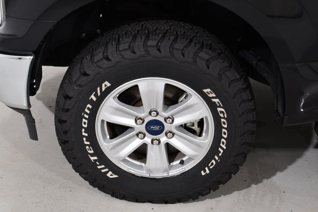 Used 2020 Black Ford XLT Flex Fuel image 19