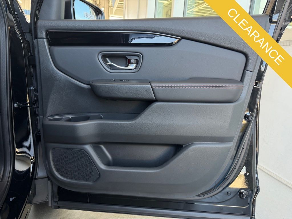 2025 Honda Pilot TrailSport Black at Community Honda