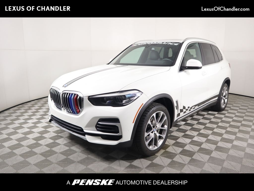 Thumbnail: 2022 BMW X5 - 1