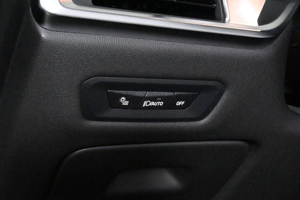 Thumbnail: 2026 BMW X5 - 27