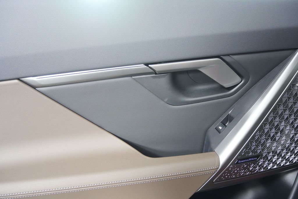 Thumbnail: 2025 BMW i5 - 15