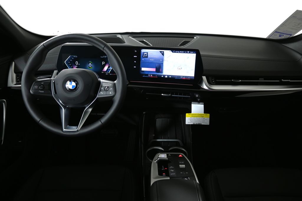 Thumbnail: 2026 BMW X2 - 17