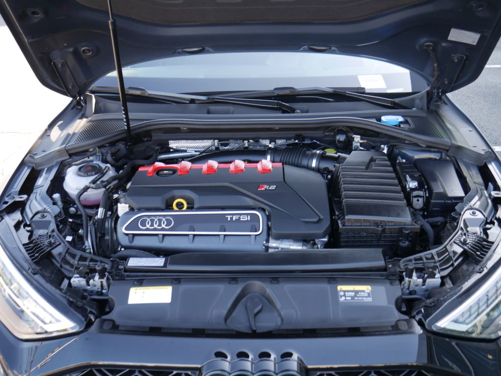 Thumbnail: 2025 Audi RS 3 - 13