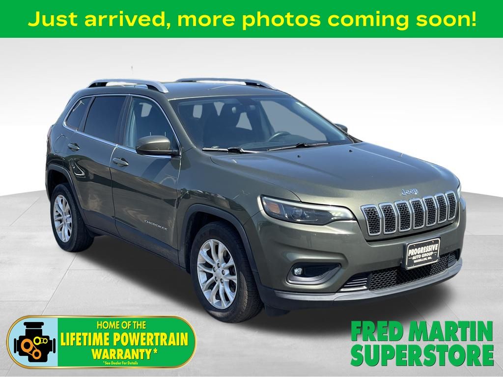 used 2019 Jeep Cherokee car, priced at $14,000