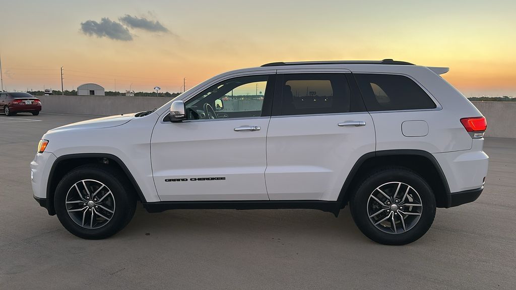 2018 Jeep Grand Cherokee Limited White at Shottenkirk Kia Fort Bend