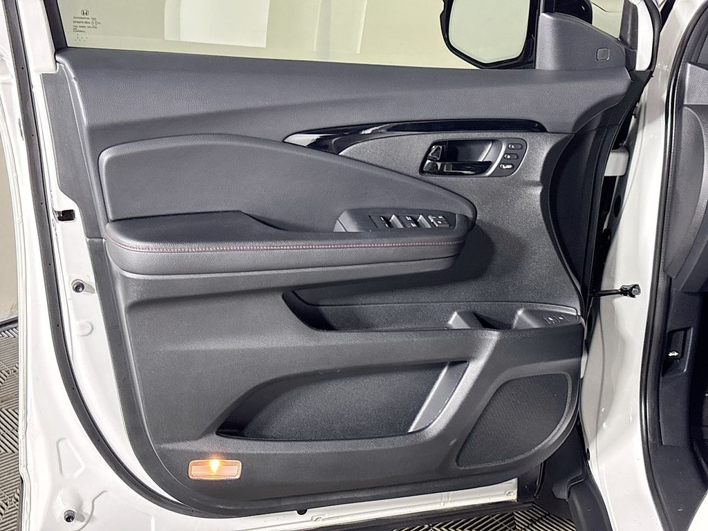 2025 Honda Passport Black Edition