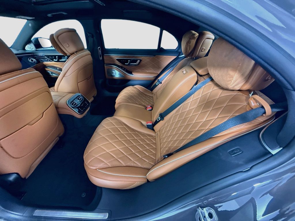 Thumbnail: 2027 Mercedes-Benz S-Class - 22