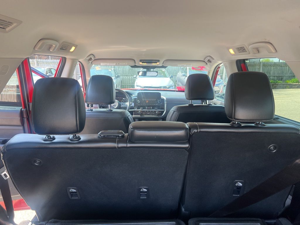 2023 Nissan Pathfinder SL photo