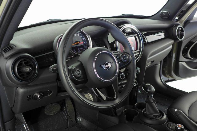 2019 MINI Cooper Signature 28