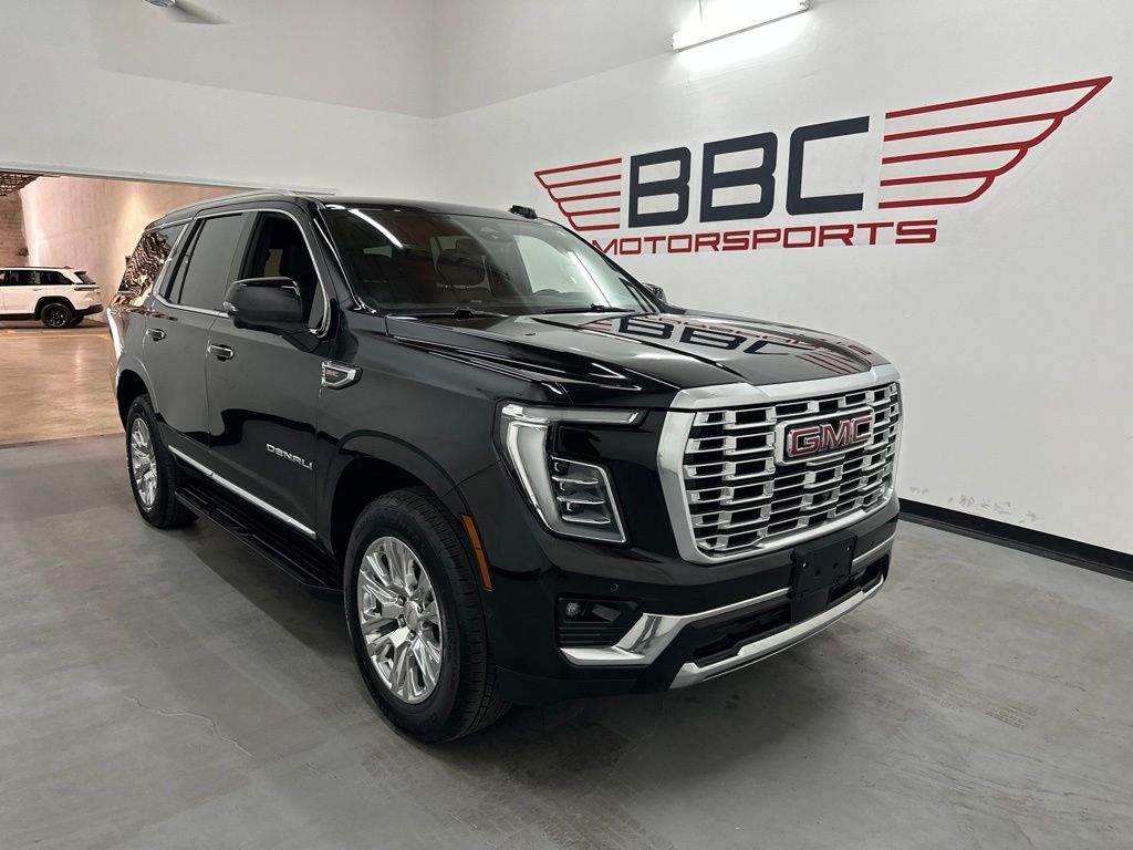 Onyx Black 2025 GMC Yukon SUV / Crossover Four-Wheel Drive 