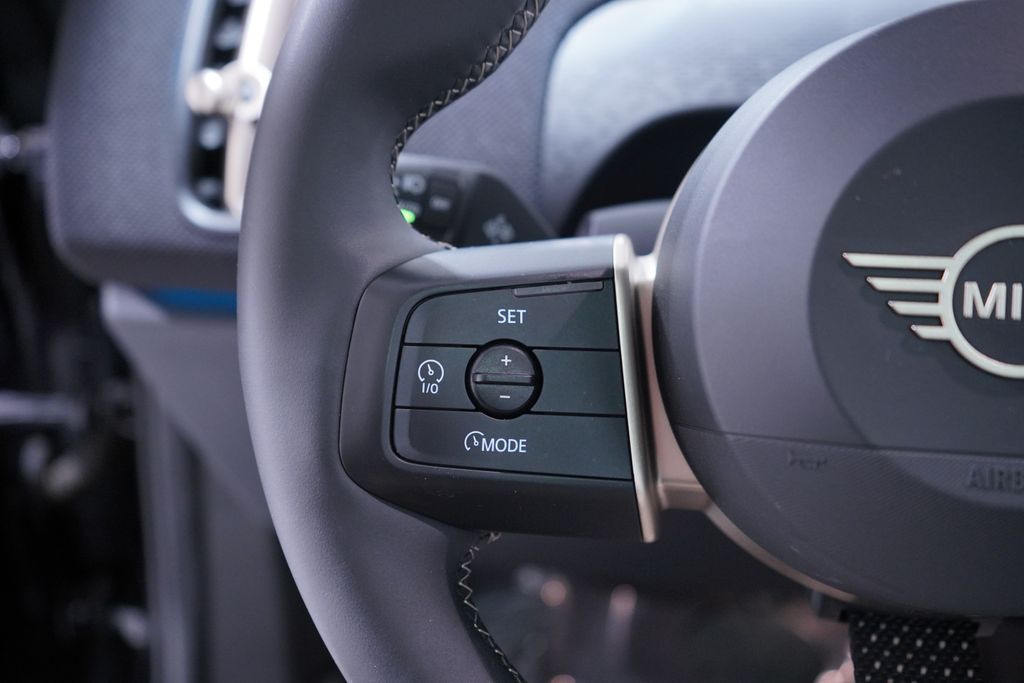 Thumbnail: 2025 MINI Cooper Countryman - 19