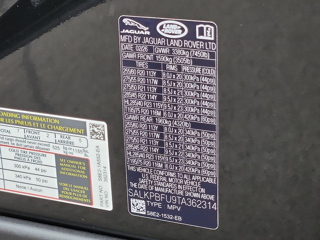 Thumbnail: 2026 Land Rover Range Rover - 10