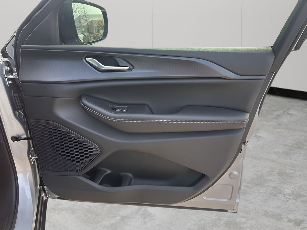 New Car 2025 Jeep Grand Cherokee  For Sale Under $50,000 In Austin, Texas