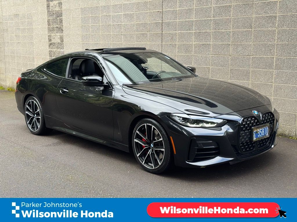 Black Sapphire Metallic 2022 BMW 4 Series M440i Coupe RWD Coupe Rear-Wheel Drive 8-Speed Automatic