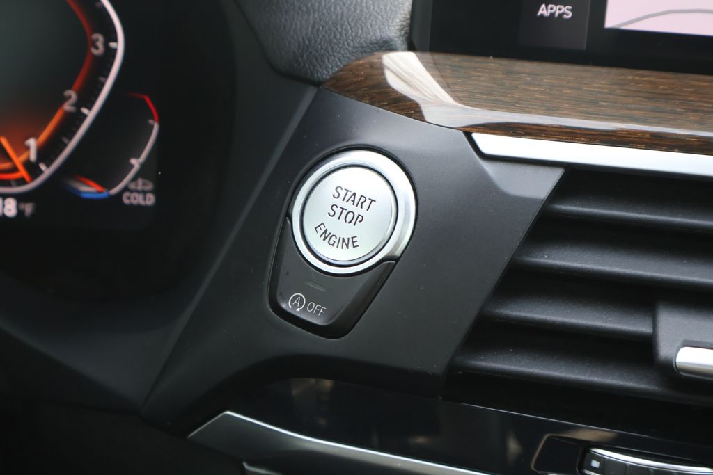 Thumbnail: 2021 BMW X3 - 26