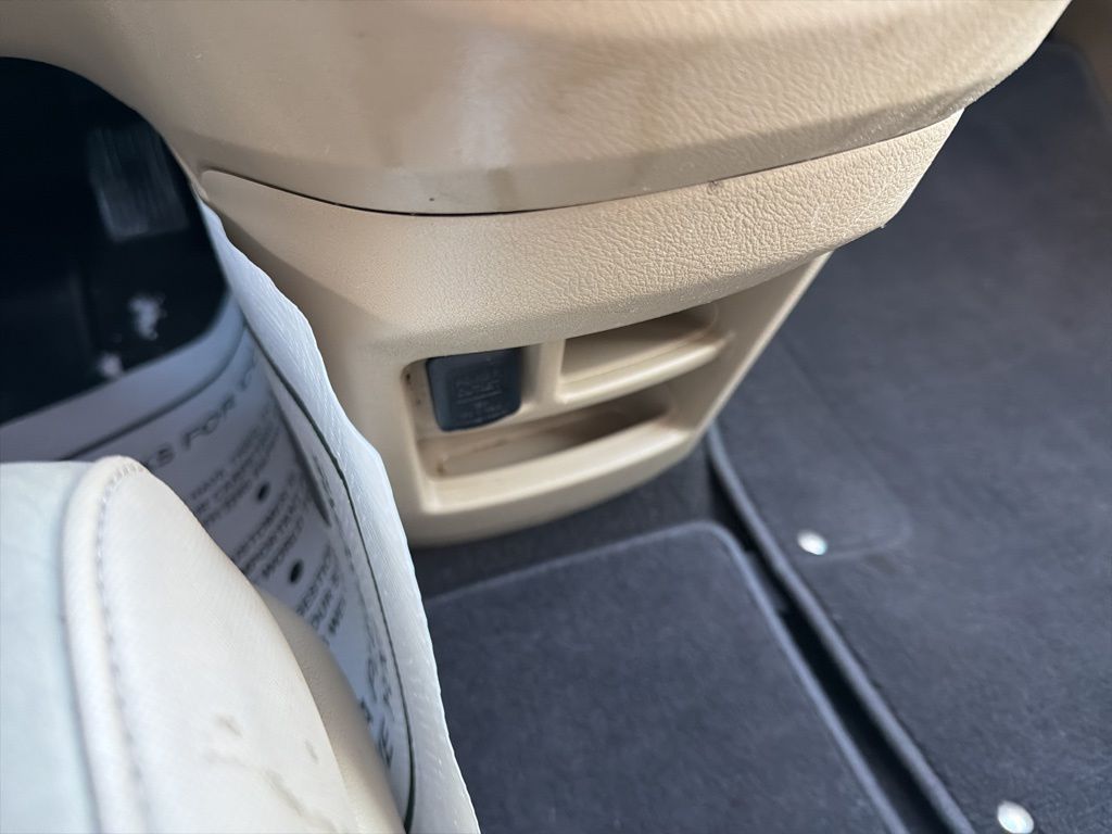 Thumbnail: 2011 Honda CR-V - 30