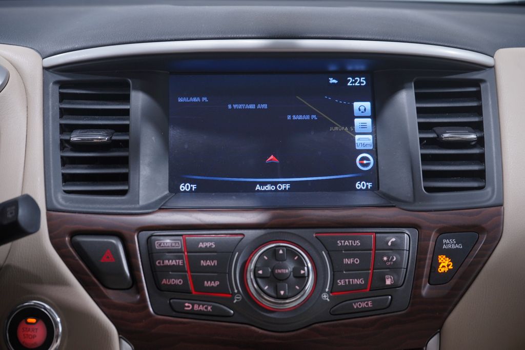 2019 Nissan Pathfinder Platinum 13