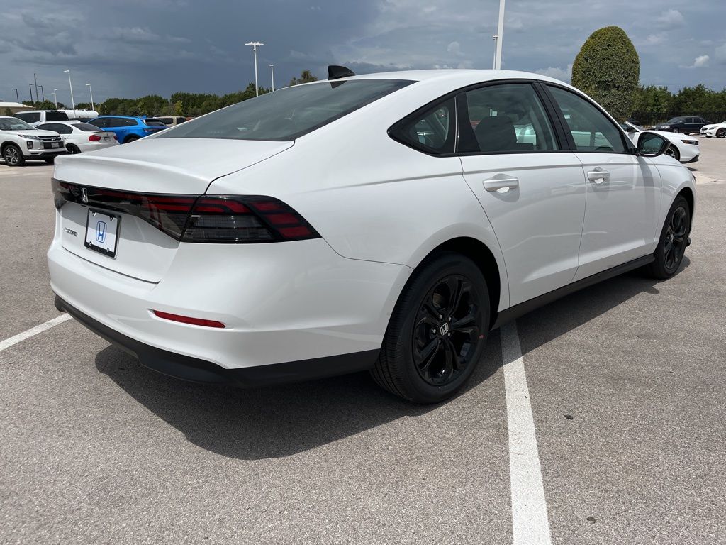 Thumbnail: 2025 Honda Accord - 3