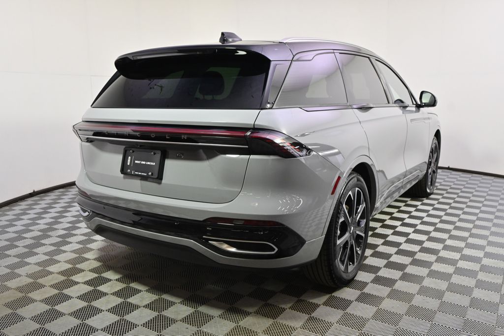 New 2026 Gray Lincoln Reserve image 6