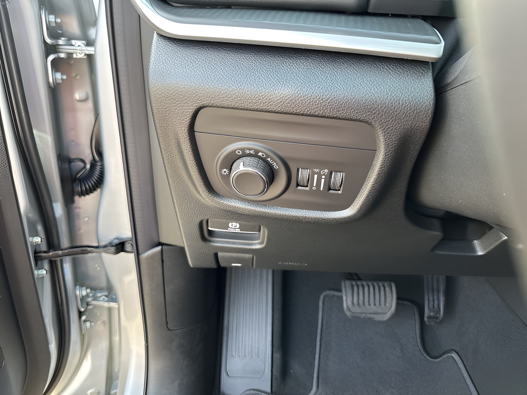 New Car 2025 Jeep Grand Cherokee  For Sale Under $40,000 In Austin, Texas