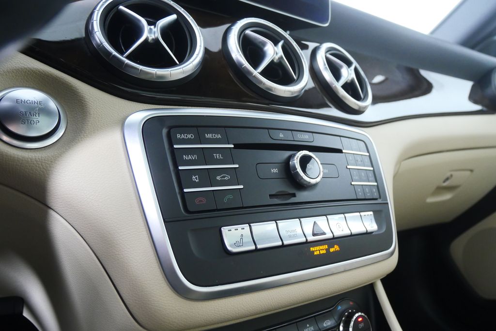 Thumbnail: 2018 Mercedes-Benz CLA - 22