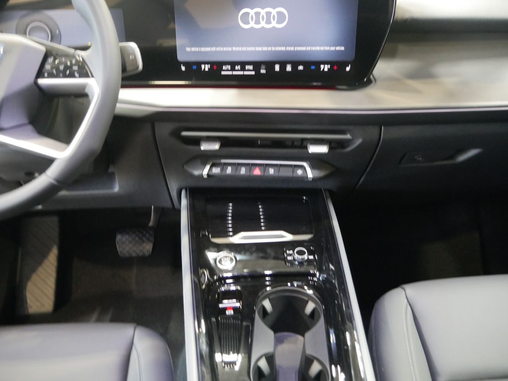 Thumbnail: 2026 Audi Q3 - 24