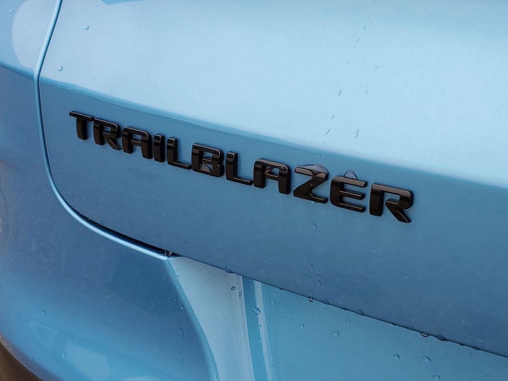 2025 Chevrolet TrailBlazer RS 8