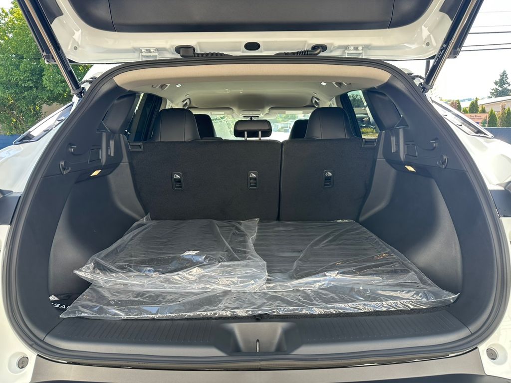 2025 Nissan Murano SV