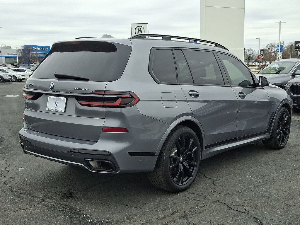 Thumbnail: 2024 BMW X7 - 6