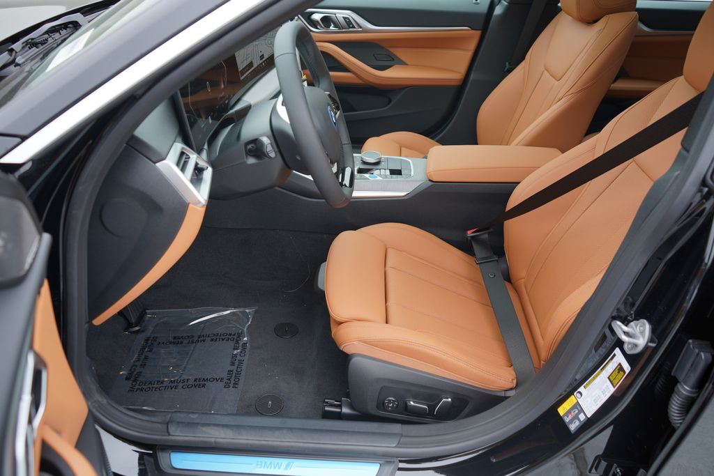 2025 BMW i4 eDrive40 11