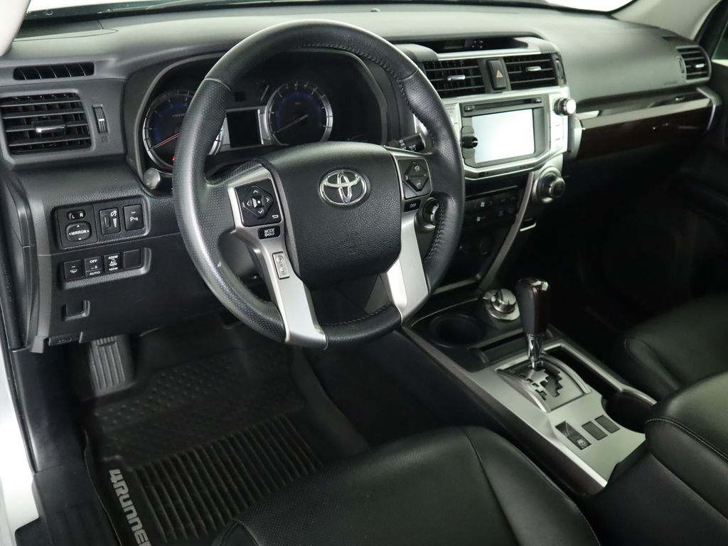 2019 Toyota 4Runner Limited 9